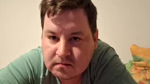Snapshot of erikstar chatting on 8, 6, 2026 erikstar online show from 8, 6, 2026