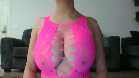 Snapshot of erin2025 chatting on 29, 11, 2025 erin2025 online show from 29, 11, 2025