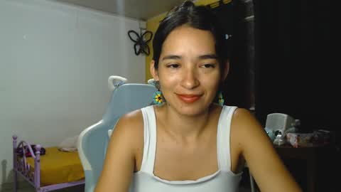 erina_1 online show from 23, 1, 2025