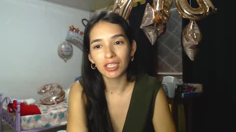erina_1 online show from 3, 3, 2025