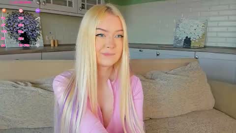 Snapshot of erlenbayer chatting on 18, 6, 2026 Chanel online show from 18, 6, 2026