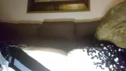 Hmmmhmmmm online show from 10, 1, 2025