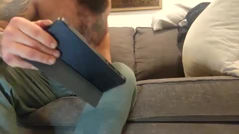 Hmmmhmmmm online show from 10, 1, 2025