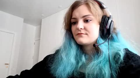 Snapshot of ernestinablaxland chatting on 11, 10, 2025 Amity online show from 11, 10, 2025