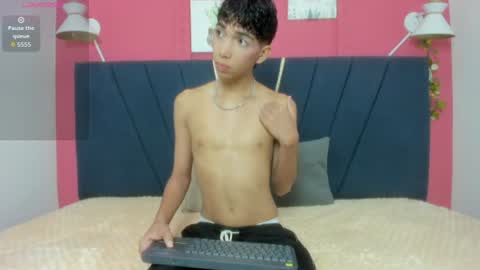 Snapshot of ero_boy40 chatting on 30, 7, 2026 ero_boy40 online show from 30, 7, 2026