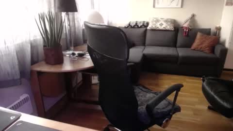 eroen online show from 26, 10, 2025