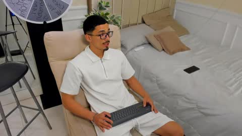 eros_becker_ online show from 30, 3, 2026