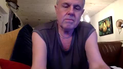 Snapshot of erostalk chatting on 12, 12, 2024 eros online show from 12, 12, 2024