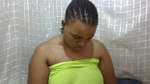 Snapshot of erotic_ebony56 chatting on 18, 6, 2026 erotic_ebony56 online show from 18, 6, 2026