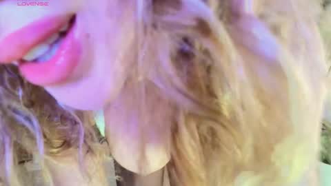 TINY  online show from 15, 10, 2025