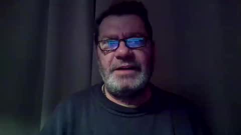 Erwins room welcome sound on online show from 5, 1, 2025