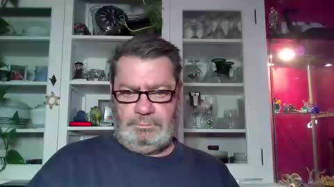 Erwins room welcome sound on online show from 10, 1, 2025