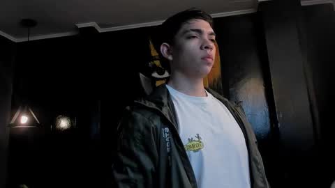 Snapshot of eryonbradley chatting on 3, 11, 2025 Eryon online show from 3, 11, 2025