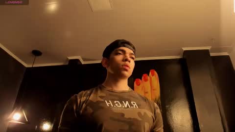 Snapshot of eryonbradley chatting on 19, 11, 2025 Eryon online show from 19, 11, 2025