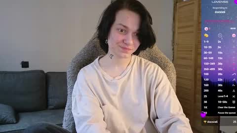 esajukyy online show from 5, 3, 2026