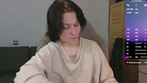 esajukyy online show from 20, 4, 2026