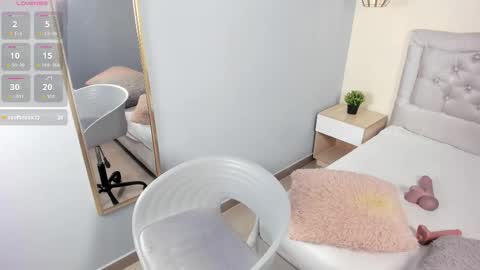 Escarlet online show from 25, 3, 2026