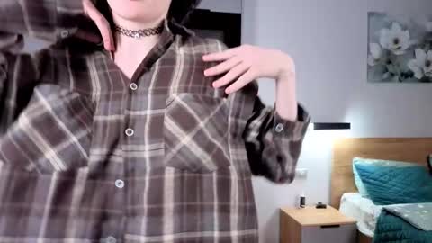 Snapshot of eshleeeygreen chatting on 7, 11, 2025 EshleGreen online show from 7, 11, 2025