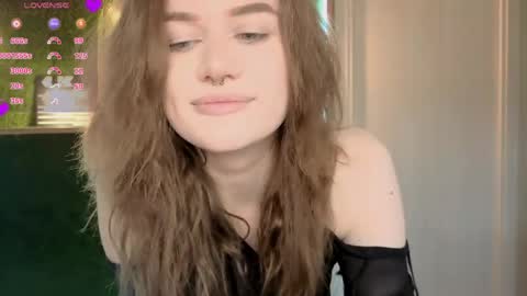 EshleGreen online show from 12, 4, 2026