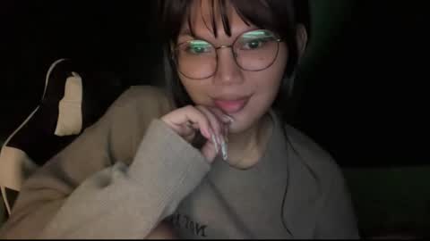 Chelliane online show from 4, 12, 2025