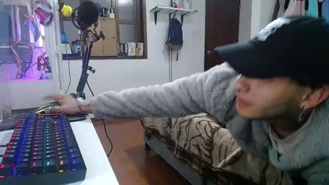 Esteban online show from 24, 1, 2025