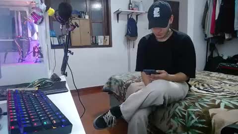 Esteban online show from 26, 1, 2025