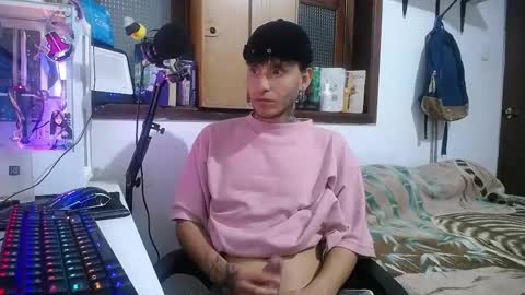 Esteban online show from 28, 1, 2025