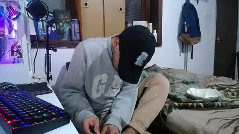 Esteban online show from 30, 1, 2025