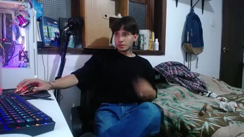 Esteban online show from 4, 2, 2025