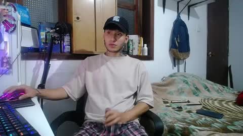 Esteban online show from 8, 2, 2025