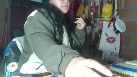 Eskela911 online show from 18, 12, 2025