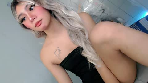 Snapshot of esmeralda28x chatting on 22, 6, 2026 esmeralda28x online show from 22, 6, 2026