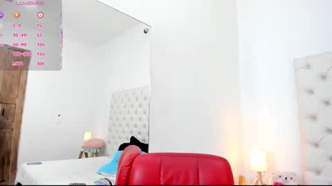 esmeralda  online show from 22, 11, 2025