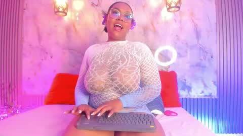 esmeralda online show from 23, 1, 2025