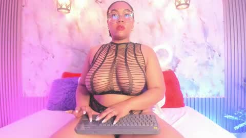 esmeralda online show from 11, 3, 2025