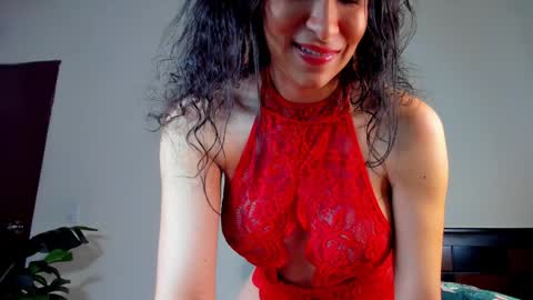 Snapshot of esmeralda_h chatting on 20, 12, 2024 K E Y R A independent model online show from 20, 12, 2024