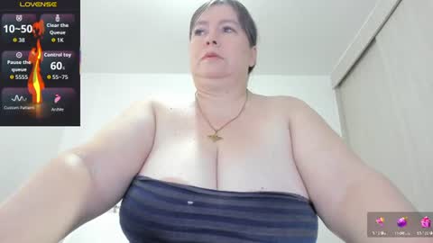 Snapshot of esmeraldo_mfc chatting on 24, 6, 2026 Esmeralda online show from 24, 6, 2026