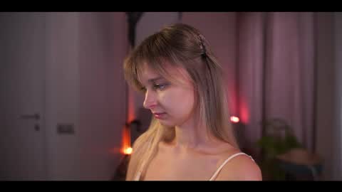 Snapshot of esmereal chatting on 21, 5, 2026 How was your Christmas online show from 21, 5, 2026