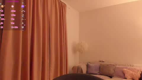 Snapshot of esmimilf chatting on 10, 5, 2026 Esmi online show from 10, 5, 2026