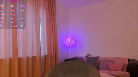 Snapshot of esmimilf chatting on 9, 7, 2026 Esmi online show from 9, 7, 2026