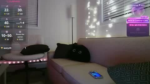 axe online show from 8, 4, 2026