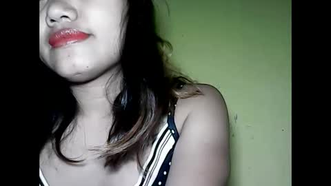 especialgirl_28 online show from 5, 12, 2024