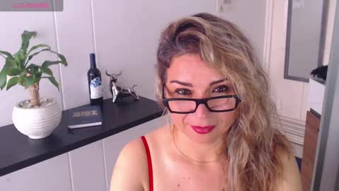 Juliana online show from 22, 12, 2024