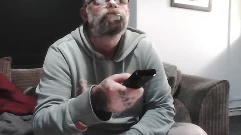 dont ask to pm me your probably fake online show from 5, 1, 2025