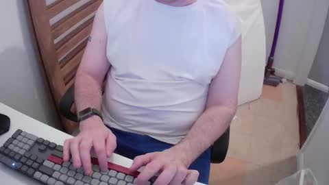 Snapshot of essex_wild chatting on 8, 5, 2026 Morph online show from 8, 5, 2026