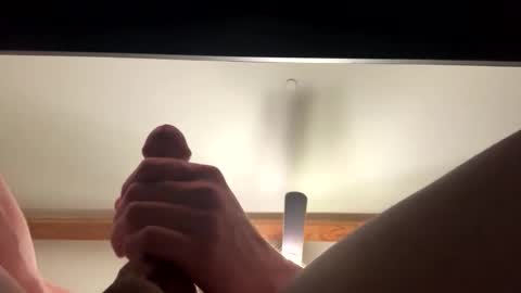 Snapshot of estaban812790 chatting on 17, 11, 2025 fkme online show from 17, 11, 2025