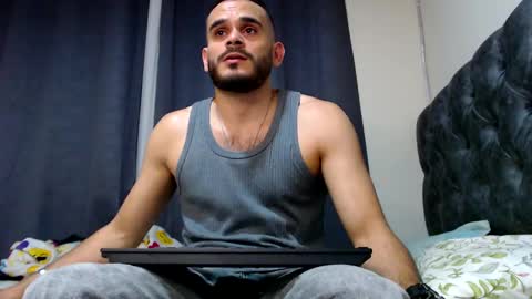 Esteban Fernandez online show from 15, 1, 2025