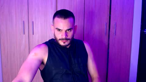 Esteban Fernandez online show from 2, 2, 2025