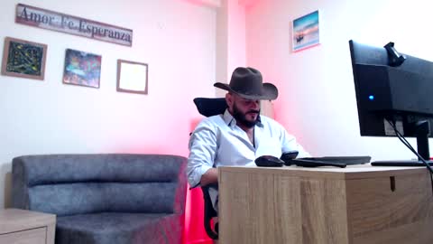 Esteban Fernandez online show from 17, 4, 2026