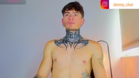 Esteban independent model online show from 17, 10, 2025